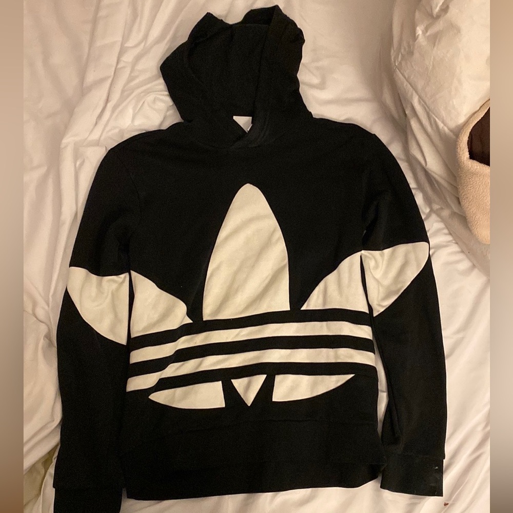 Adidas Sweatshirt